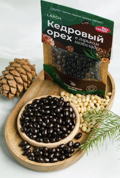 Ядро кедрового ореха в Горьком шоколаде